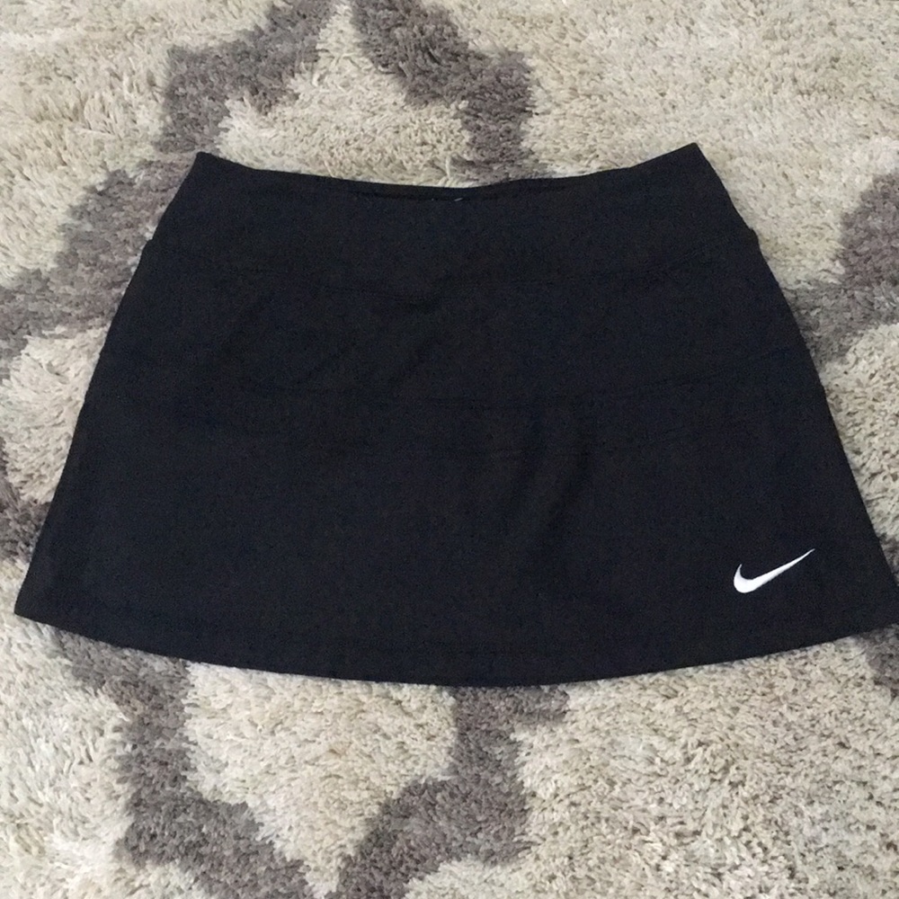 Nike dri-fit skort